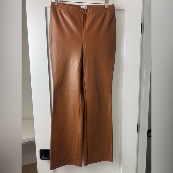 Wilfred Pants - Aritzia Wilfred Free Daria Camel Vegan Leather Straight Leg Pants size L